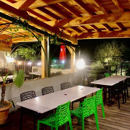 Camping Les Chenes Chauzon Luaran gambar