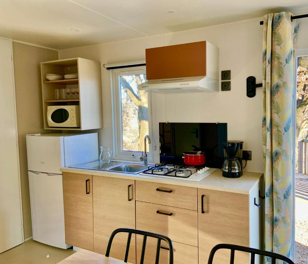Camping Les Chenes Chauzon Luaran gambar
